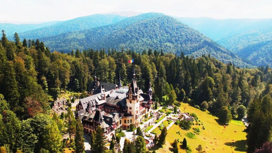 From Bucharest: Day Trip to Dracula and Peles Castle - What to bring and what to budget