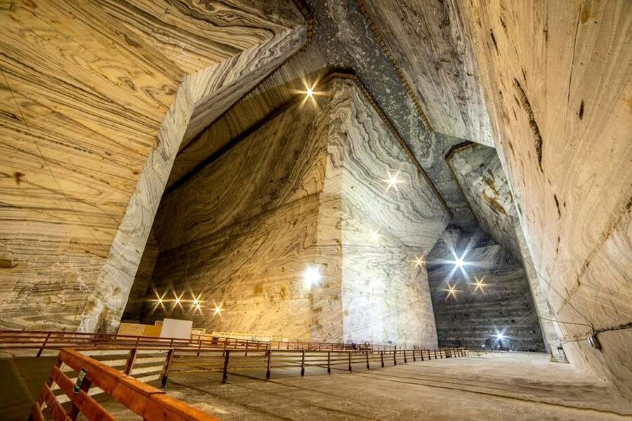 From Bucharest: Private Tour Salina Slanic: Salt Palace - Key points to know before booking