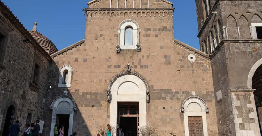 From Caserta: e-bike tour and visit to Casertavecchia - Arriving in Casertavecchia