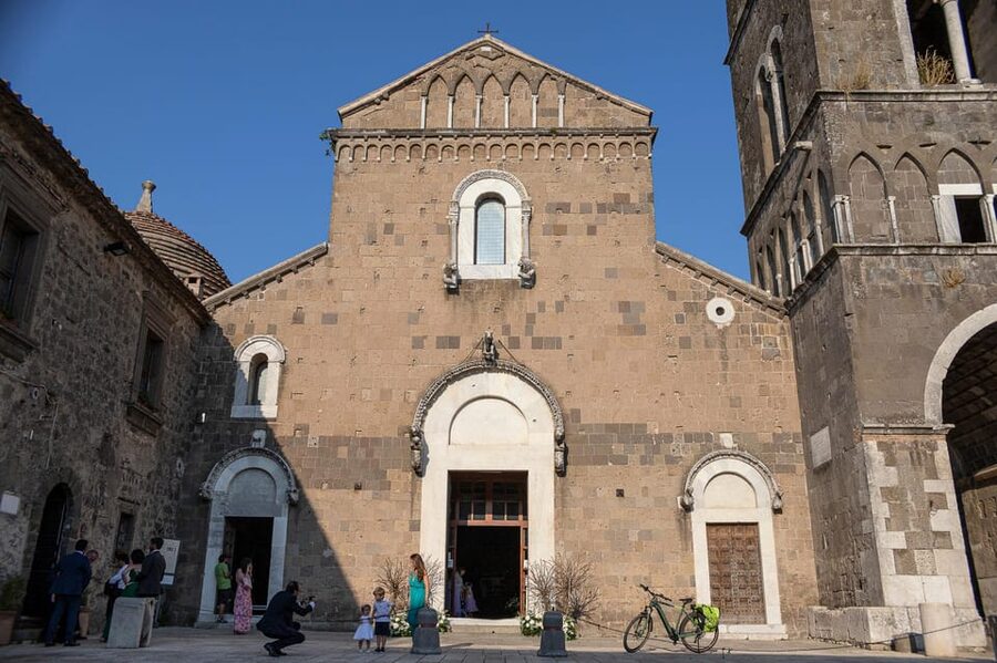 From Caserta: e-bike tour and visit to Casertavecchia - Starting in central Caserta