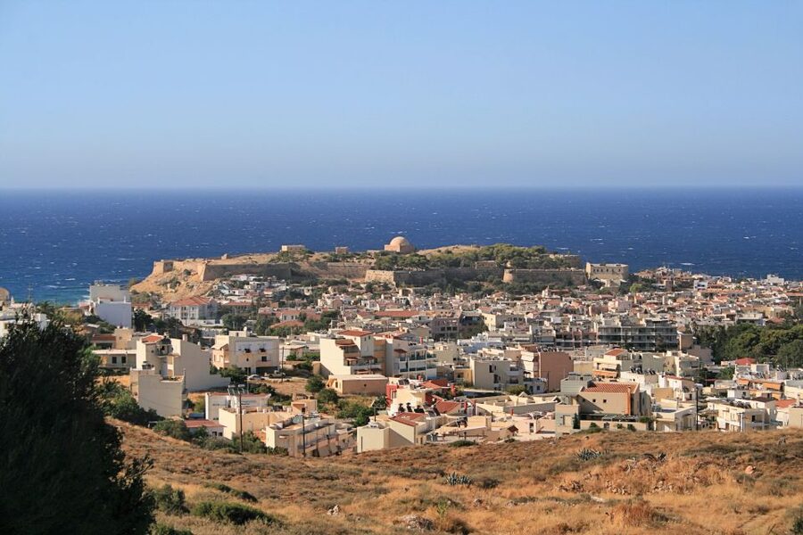 From Chania: Knossos Palace and Heraklion Full-Day Tour - What the $56 price really covers