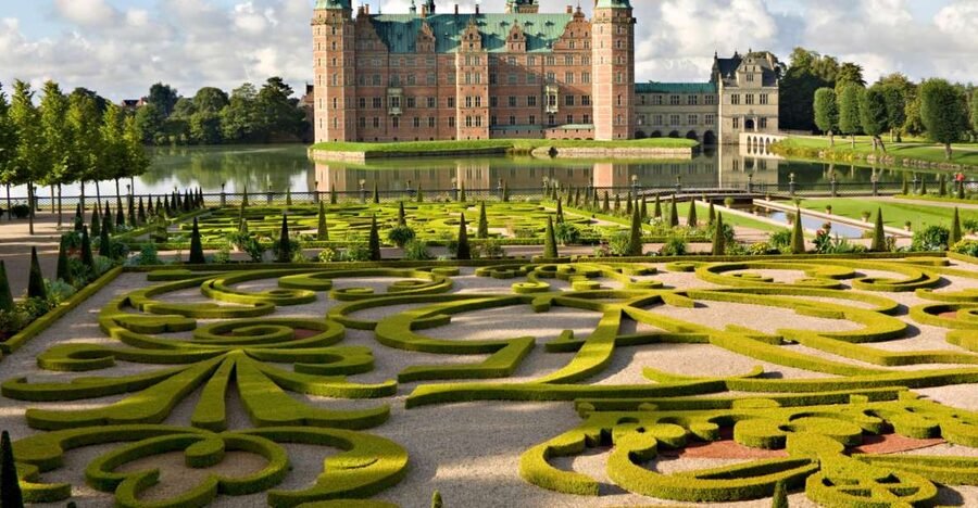 From Copenhagen: Private Frederiksborg Castle Tour - Is the $789 group price good value?