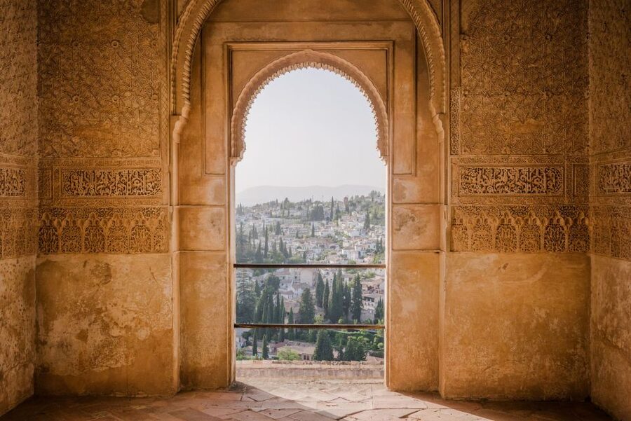 From Costa del Sol: Granada, Alhambra + Nasrid Palaces Tour - How much walking should you expect?