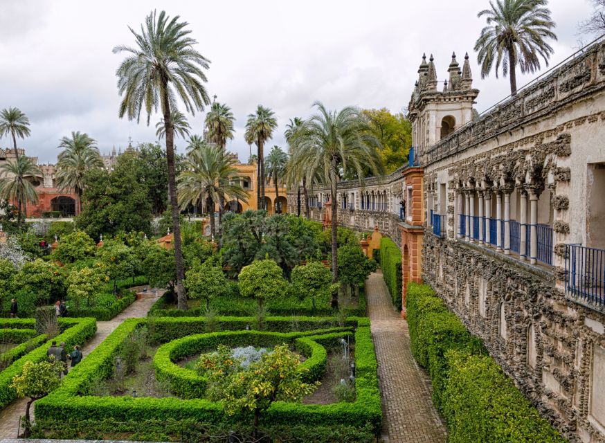 From Costa del Sol: Sevilla Day Trip with Real Alcázar Tour - Your first look at Seville from Plaza España