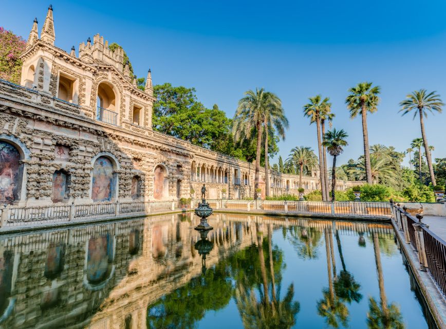 From Costa del Sol: Sevilla Day Trip with Real Alcázar Tour - A tight lunch window before entering the Alcázar