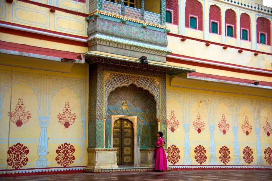From Delhi: Private Jaipur & Amber Fort Guided Tour by Car - Who should book this Jaipur day trip