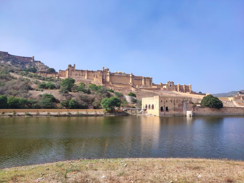 From Delhi: Private Jaipur & Amber Fort Guided Tour by Car - Amber Fort begins the sightseeing