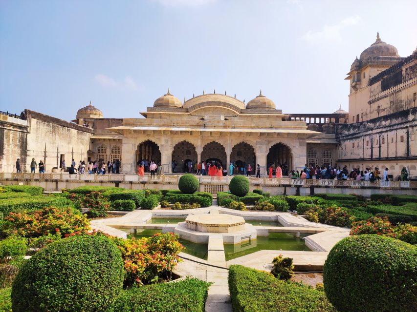 From Delhi: Private Jaipur & Amber Fort Guided Tour by Car - Jal Mahal is a short photo stop