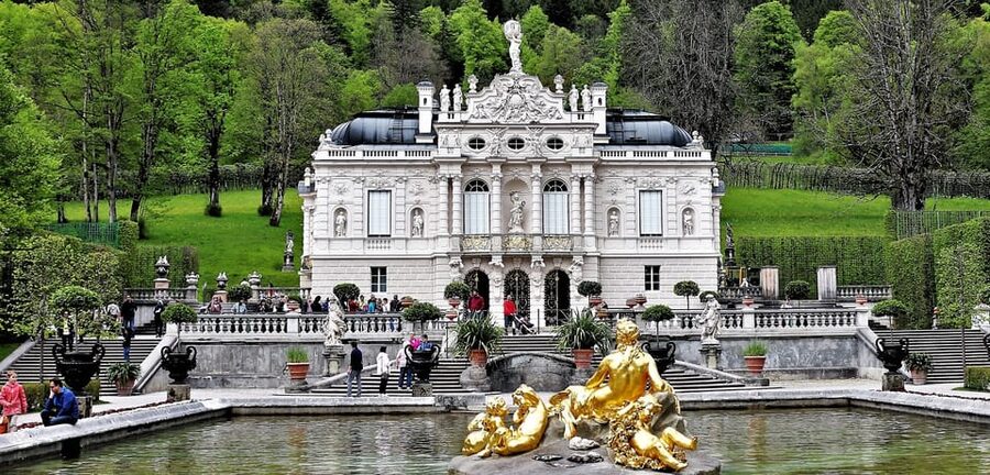 From Füssen: Neuschwanstein & Linderhof Castles Private Tour - Should you book this tour?