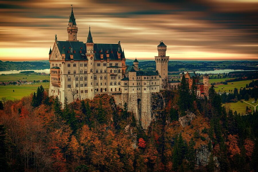 From Füssen: Neuschwanstein & Linderhof Castles Private Tour - Walking, timing, and practical limits