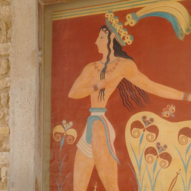 From Heraklion: Knossos Palace Entry Ticket and Private Tour - Using the ticket at the Archaeological Museum
