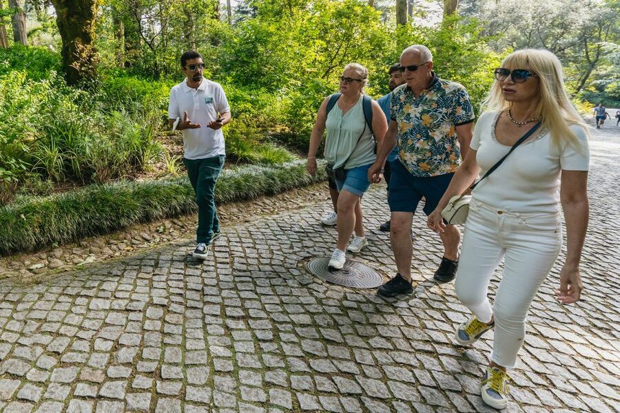 From Lisbon: Sintra & Cascais Group Tour with Pena Palace - Praia do Guincho and the Atlantic road
