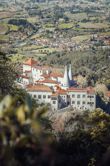 From Lisbon: Sintra Half-Day Tour with Pena Palace Tickets - Why Pena Palace works so well in a half-day