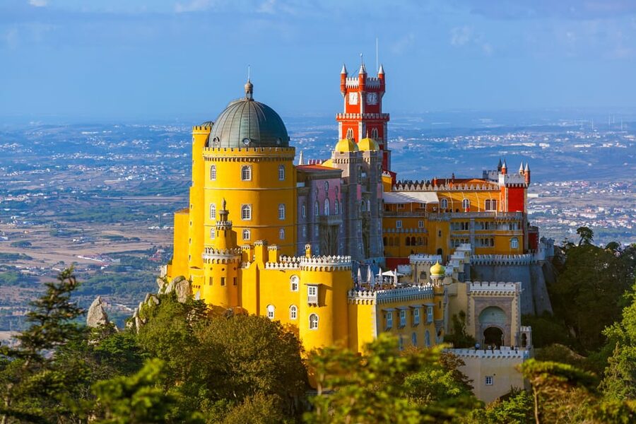 From Lisbon: Sintra, Pena Palace and Regaleira Day Trip - Quinta da Regaleira: tunnels, wells, and symbols