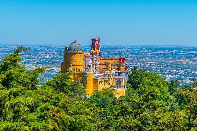 From Lisbon: Sintra, Pena Palace & Wine Tasting Small-Group Tour - Cascais: seaside atmosphere, but not a long town visit