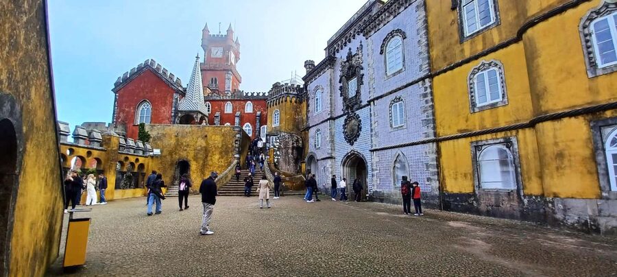 From Lisbon: Tour to Pena Palace, Sintra, and Cascais - Sintra village, the first taste of old Portugal