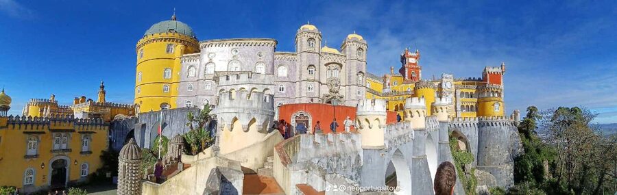 From Lisbon: Tour to Pena Palace, Sintra, and Cascais - Cascais gives you the relaxed final hour