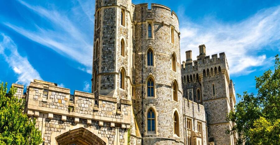 From London: Skip-the-line Windsor Castle Private Car Trip - The private drive from London to Windsor
