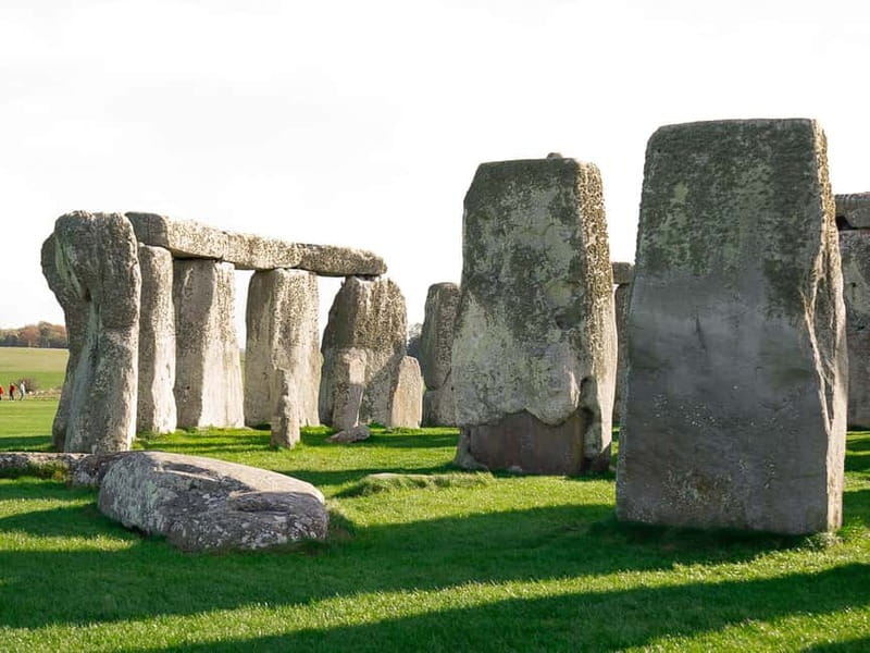 From London: Stonehenge & Windsor Castle Tour with Tickets - Is $118 good value?