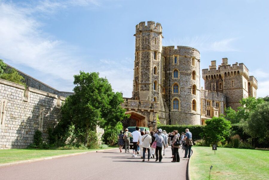 From London: Windsor Castle, Bath, and Stonehenge Day Trip - FAQ
