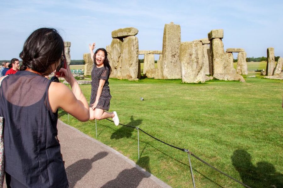 From London: Windsor Castle, Bath, and Stonehenge Day Trip - Bath: Georgian streets, Abbey stonework, and free time
