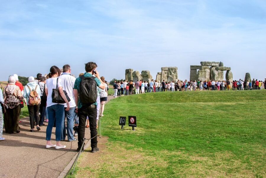 From London: Windsor Castle, Bath, and Stonehenge Day Trip - Windsor Castle: royal rooms, a chapel, and a tiny house