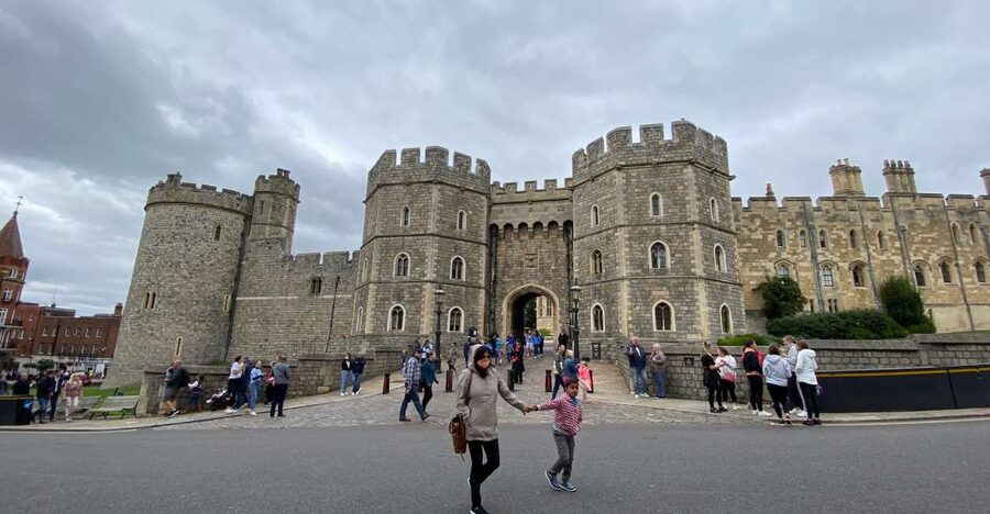 From London: Windsor Castle & Stonehenge Private Day Trip - Starting at Gloucester Road at 8:30 a.m.