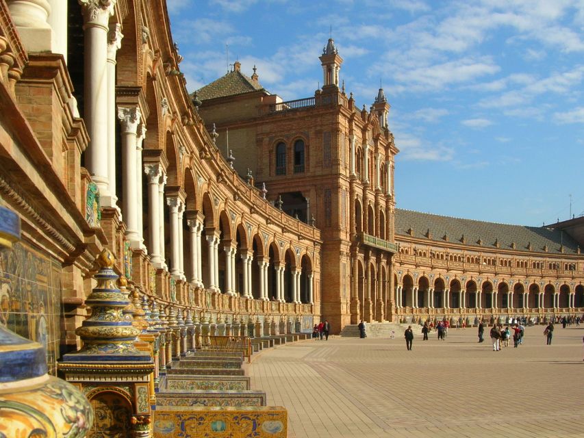 From Malaga: Private Seville, Alcazar and Cathedral Day Trip - Why Seville makes sense as a day trip from Malaga