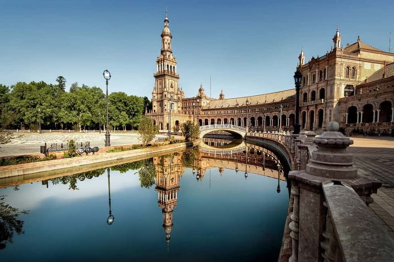 From Malaga: Seville Day Trip with Real Alcázar Tickets - Seeing Seville from the coach