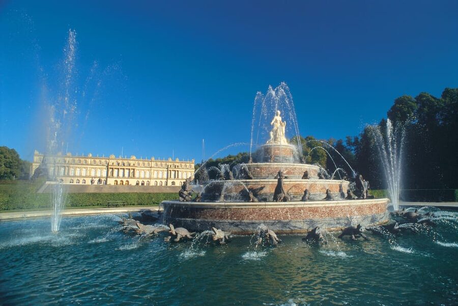 From Munich: Herrenchiemsee Palace and Boat Trip Day-Tour - Free time around the palace and island