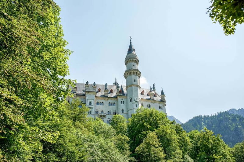 From Munich: Neuschwanstein & Linderhof Castle Full-Day Trip - Hohenschwangau: lunch, photographs, and Ludwig’s childhood home