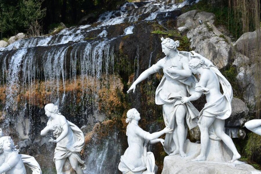 From Naples: Royal Palace of Caserta Ticket & Digital Guide - Using the Smartphone Digital Guide