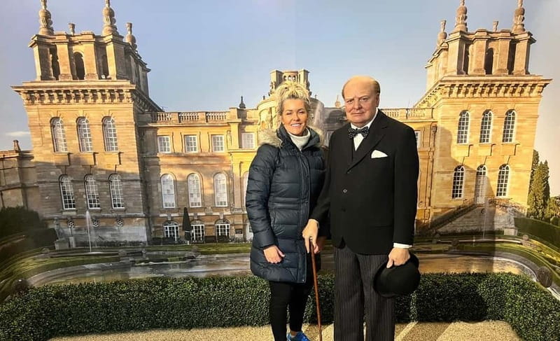 From Oxford: Churchill Tour to Blenheim Palace & his grave. - Why Churchill makes this Blenheim visit different