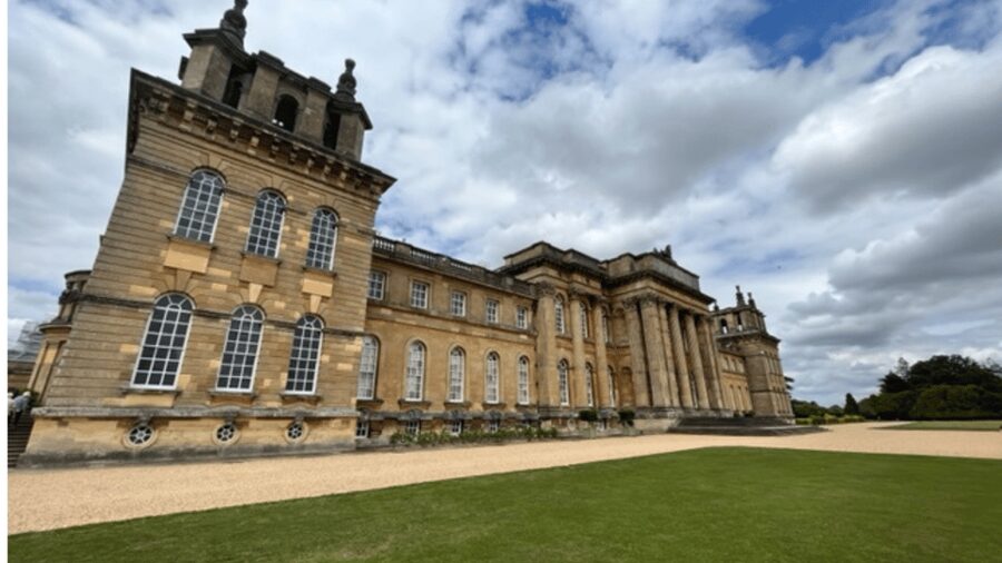 From Oxford: Churchill Tour to Blenheim Palace & his grave. - Should you book this Churchill and Blenheim tour?