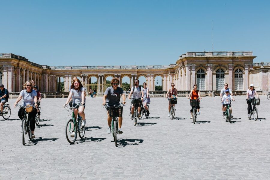 From Paris: Bike Tour to Versailles with Timed Palace Entry - Meet in the Marais, then take the train to Versailles
