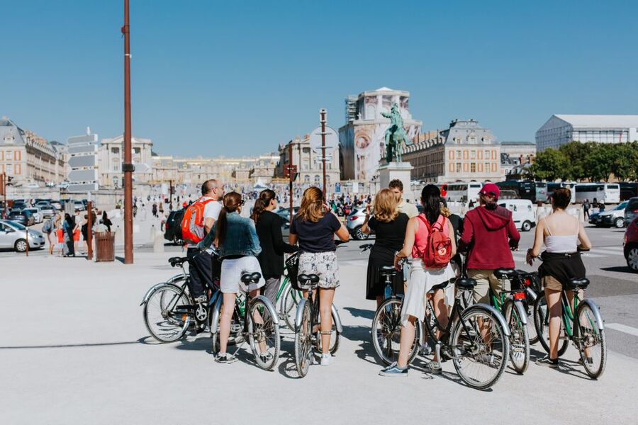 From Paris: Bike Tour to Versailles with Timed Palace Entry - Entering the Palace of Versailles