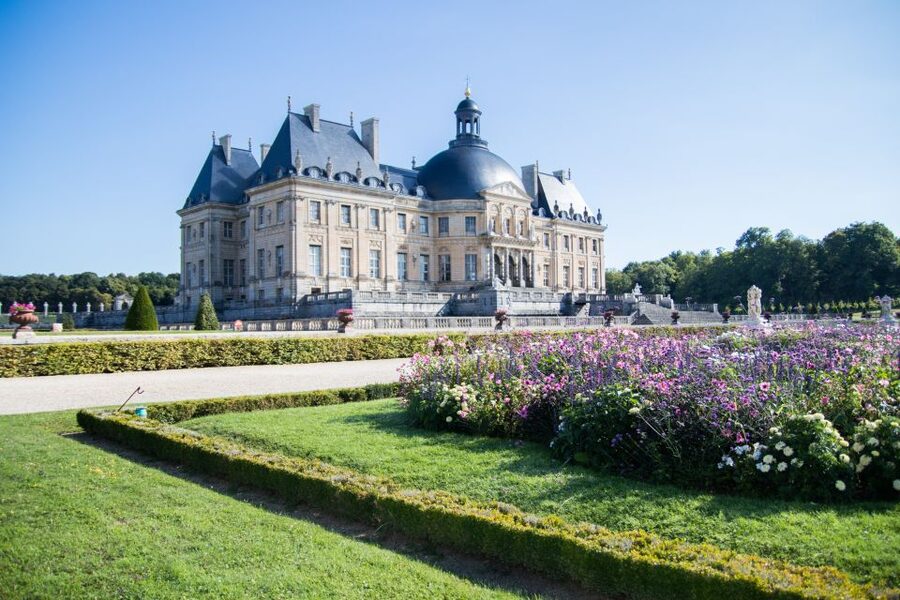 From Paris: Chateau de Fontainebleau & Vaux-Le-Vicomte Tour - Vaux-le-Vicomte: elegant rooms and a 99-acre garden