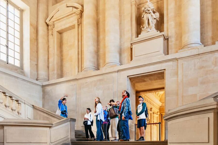From Paris: Skip-the-Line Palace of Versailles Bike Tour - The gardens and the musical fountains