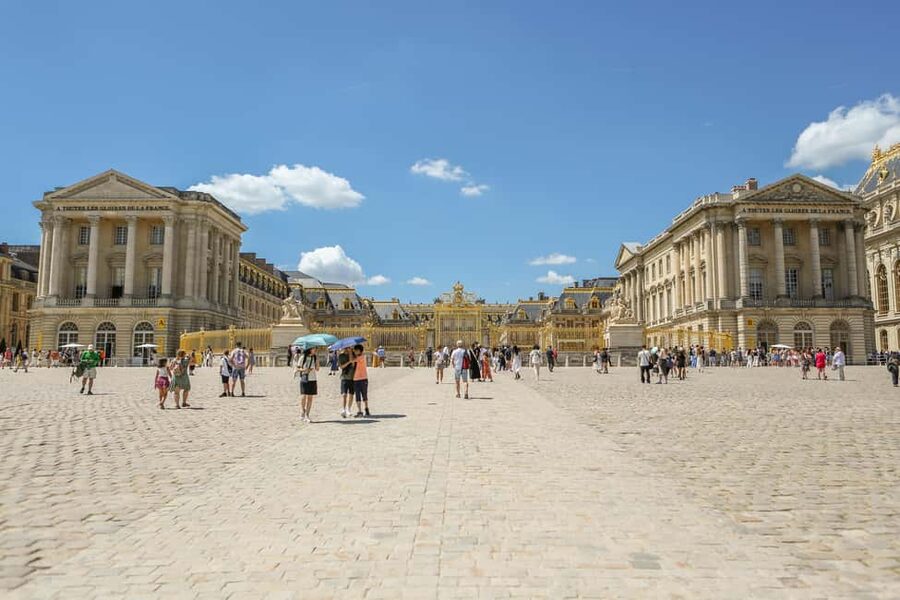 From Paris: Versailles Guided Tour with Skip-the-Line Entry - Royal Opera and Chapel: the opening glimpse