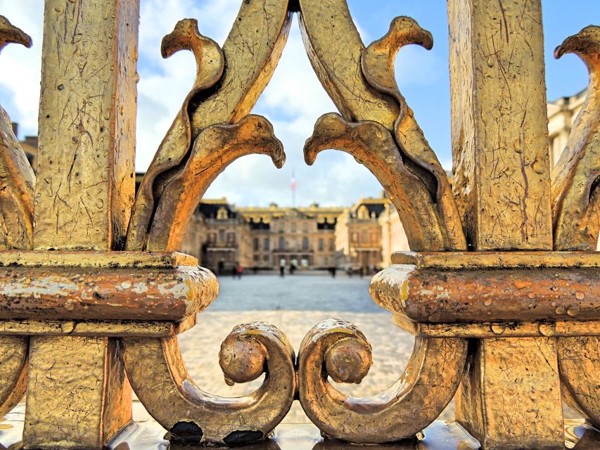 From Paris: Versailles Guided Tour with Skip-the-Line Ticket - The State Apartments and the Theater of Royal Power