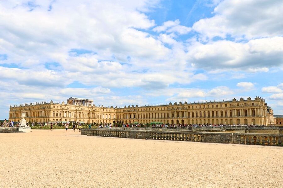 From Paris: Versailles Guided Tour with Skip-the-Line Ticket - The Hall of Mirrors and the Royal Chapel