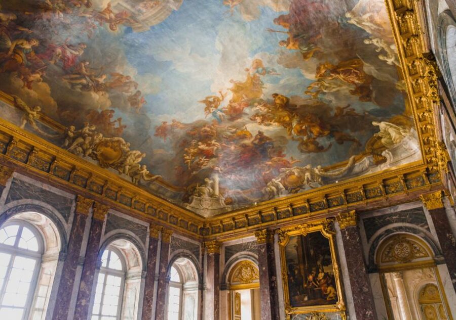 From Paris: Versailles Palace and Gardens Guided Day Trip - Should you book it?