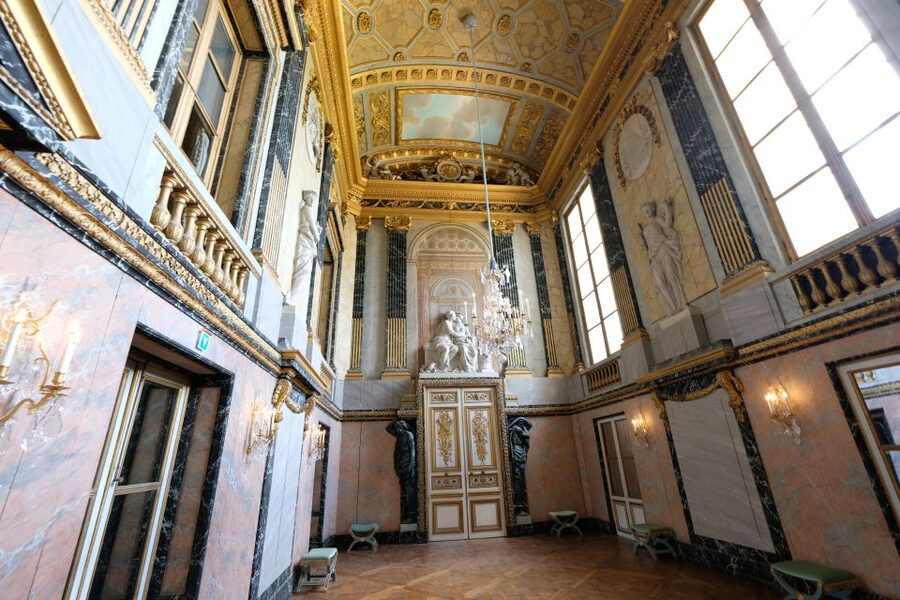 From Paris: Versailles Palace and Gardens Guided Day Trip - Free time and the return to Paris