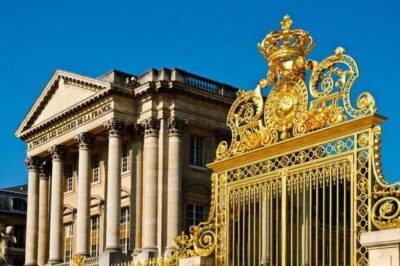 Versailles Palace and Gardens with Transfer
