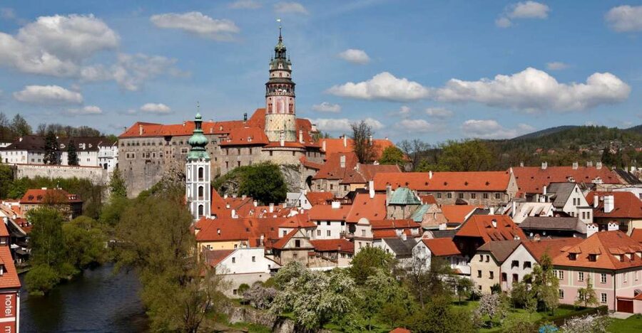 From Prague: Full-Day Český Krumlov Tour with Lunch - Key points to know before you book