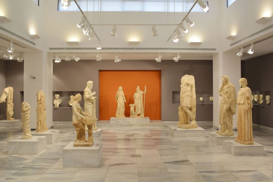 From Rethymno: Knossos Palace and Heraklion Guided Tour - Key points to know before booking