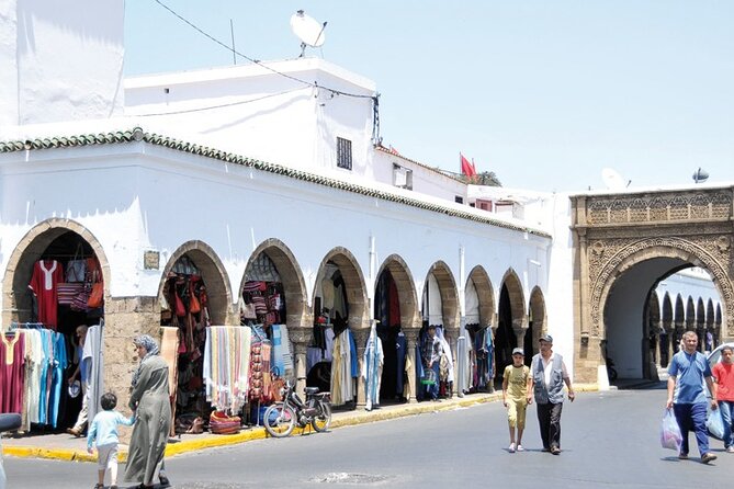 From Rick’s Café to Royal Palaces: A Casablanca Adventure - Notre Dame of Lourdes and Casablanca’s Christian architecture