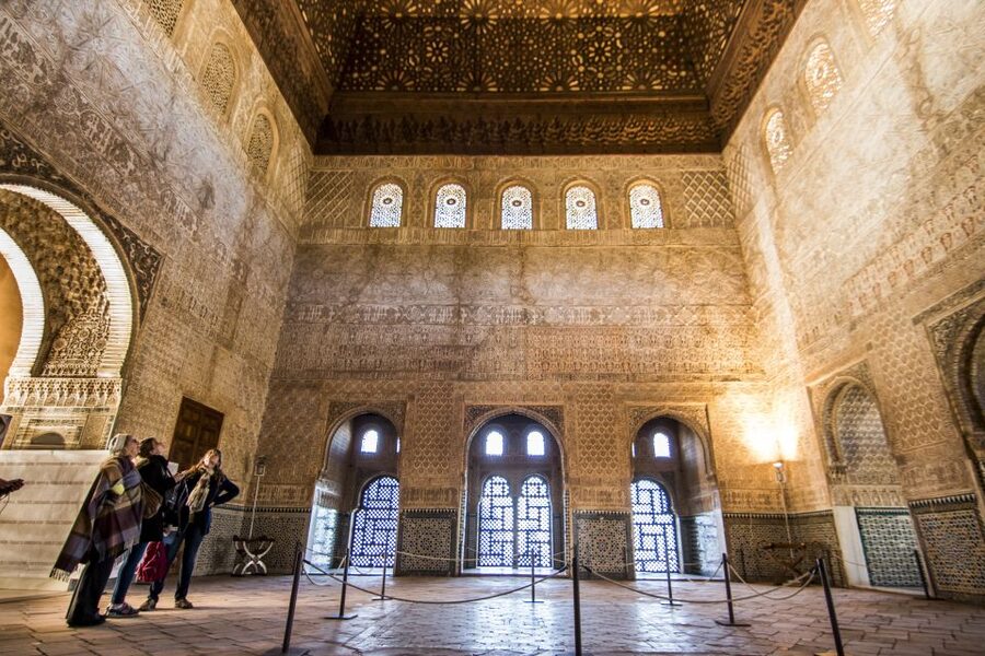 From Seville: Granada Day Trip with Alhambra and Albaicín - What $93 buys you