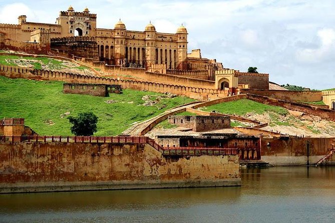Full-Day Jaipur City Tour with Amber Fort and City Palace - What the Jaipur day actually covers
