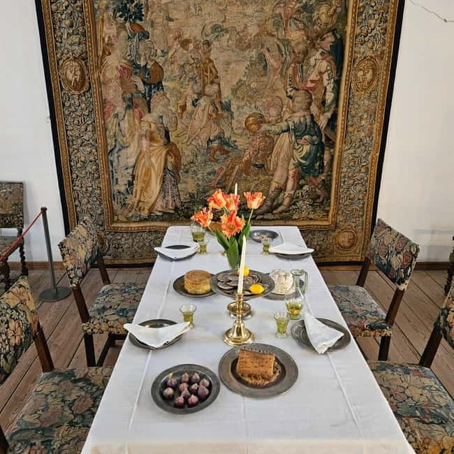 Full-Day Tour; Castle, Palace, Cathedral and Viking Ships - Roskilde Cathedral and 1,000 years of monarchy